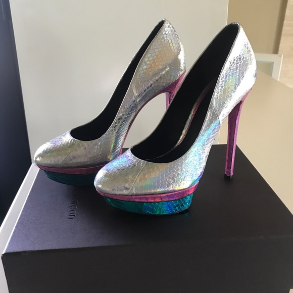 NWT Brian Atwood Fontanne Hologram Snakeskin Pump - Picture 2 of 6